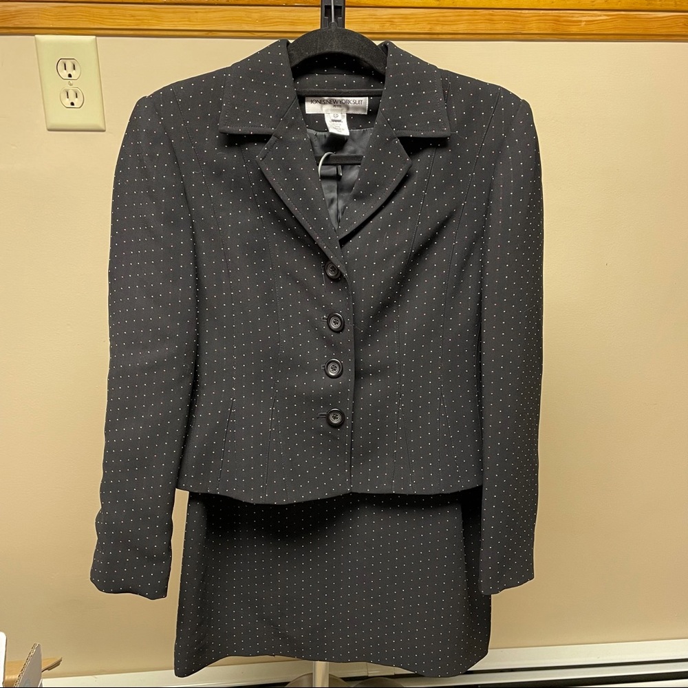 Jones New York Skirt Suit